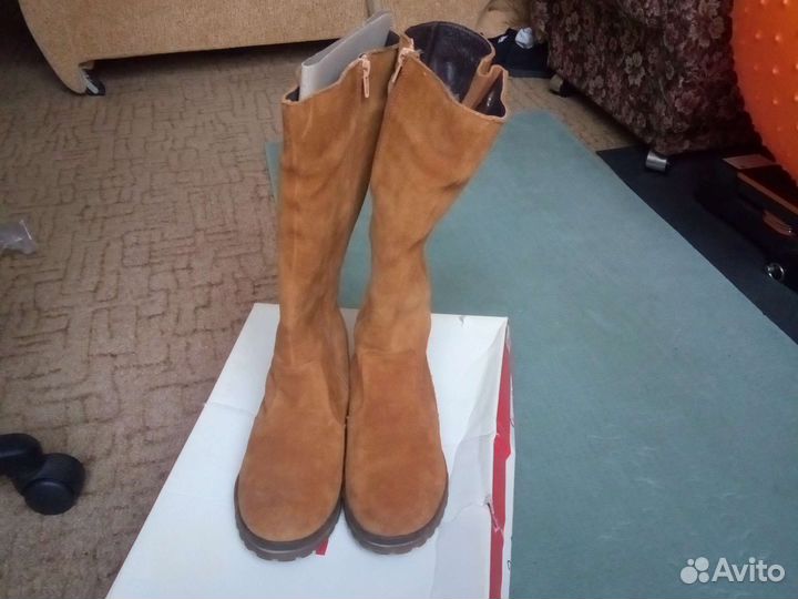 Сапоги зимние 36,по стел 22 см, -замшевые