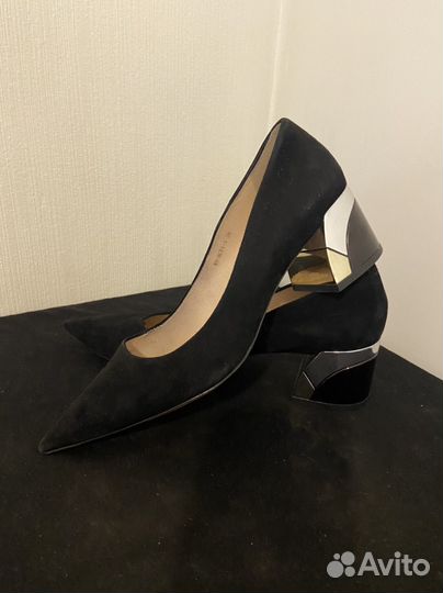 Туфли лодочки pazolini