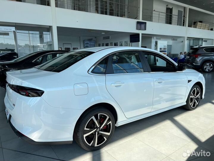 Kaiyi E5 1.5 CVT, 2023