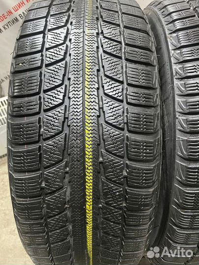 Triangle TR777 235/55 R17 105T