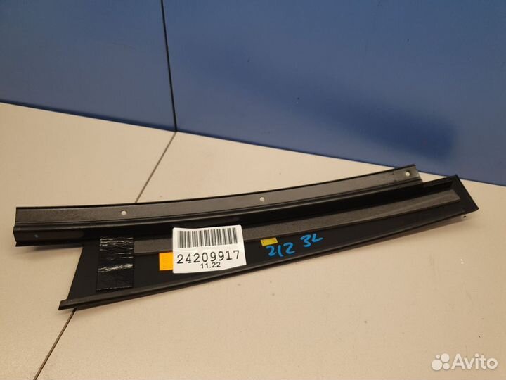 Накладка рамки двери задняя левая Mercedes E-klasse W212 2009-2016