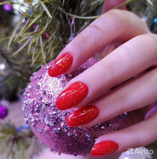 Маникюр,наращивание ногтей