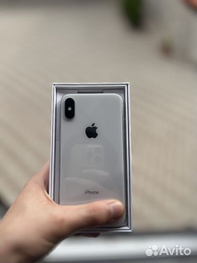 iPhone X, 256 ГБ