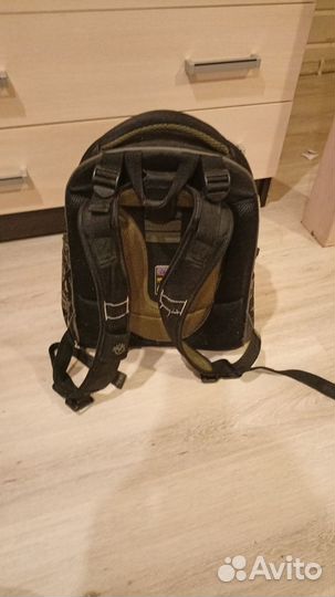 Продам детский школьный рюкзак
