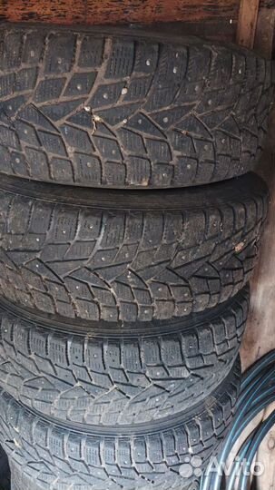 R16 Dunlop Grandtrek Ice 02 215/65, PCD 5x114.3 DIA 10