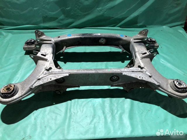 Подрамник задний Mercedes-Benz S W220