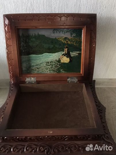 Шкатулка ларец