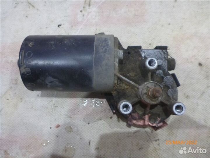 Мотор стеклоочистителя передний Volkswagen Polo
