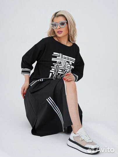 Модные костюмы женские 50,52,54,56