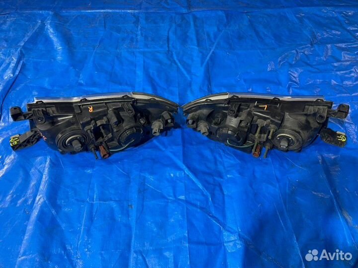 Фара Nissan Gloria HY34 VQ30DET 2004