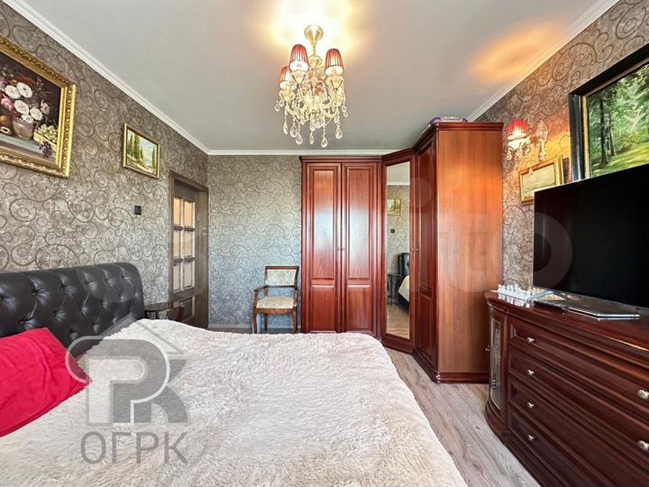 2-к. квартира, 58 м², 9/17 эт.