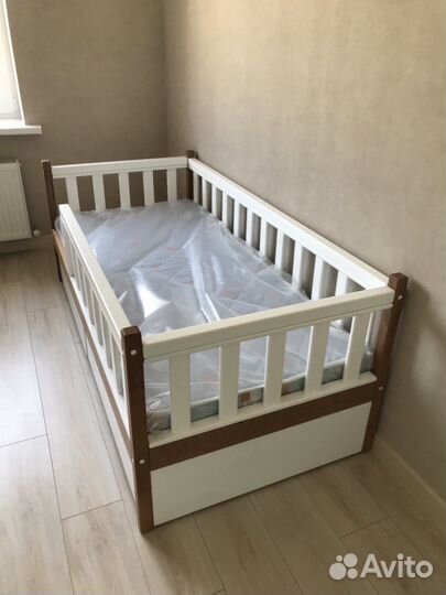 Детская Кровать из массива бука для ребенка