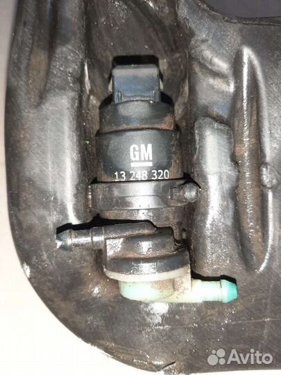 Бачок омывателя Opel Astra h