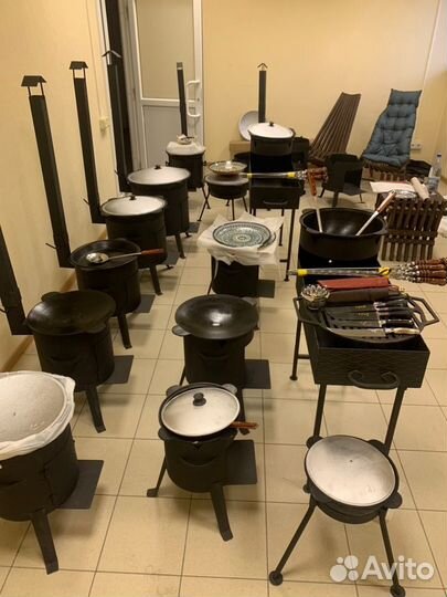 Казан чугунный с печкой