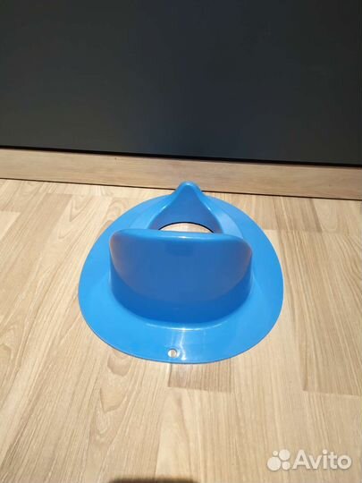 Детское сиденье на унитаз