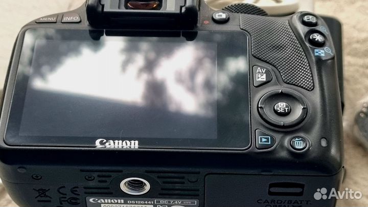 Фотоаппарат Canon 100d