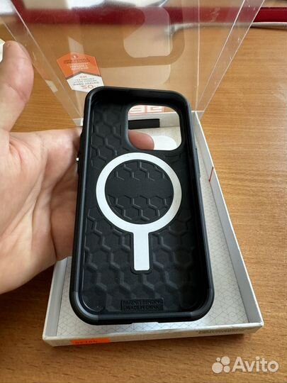 Чехол iPhone 15 Pro(UAG)