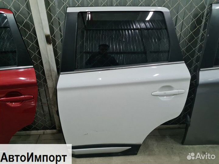 Бу дверь задняя левая Митсубиси Аутлендер 3 белый