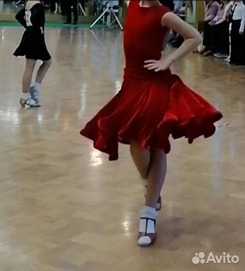 Платье рейтинговое для бальных танцев размер 34