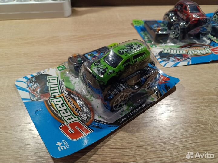 Машинка с пультом на проводе