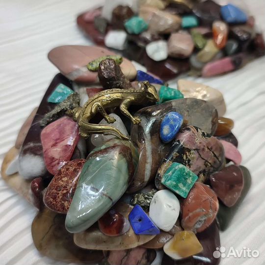 Камни и минералы