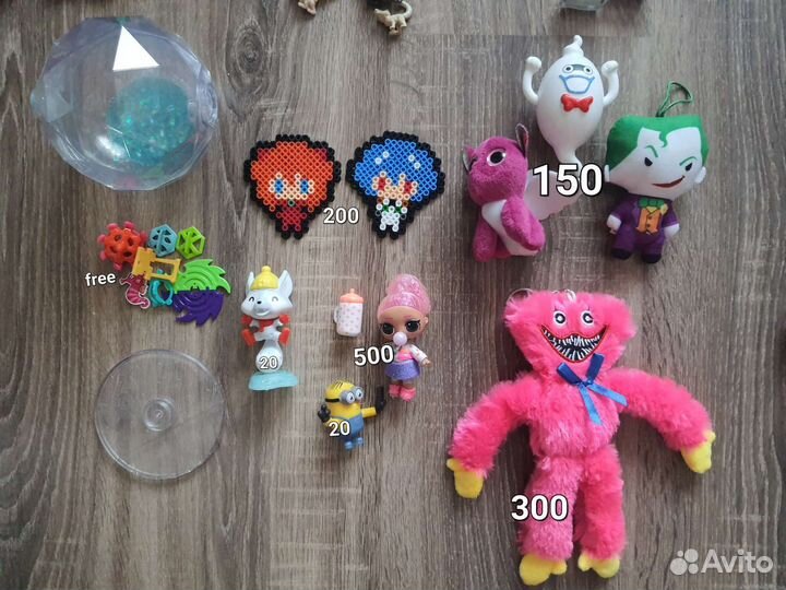 Игрушки из киндеров, стиратели, марвел, кукла лол