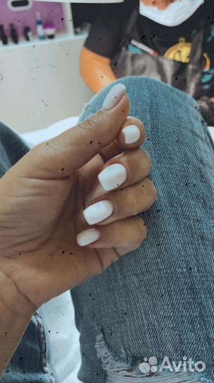 Маникюр и педикюр