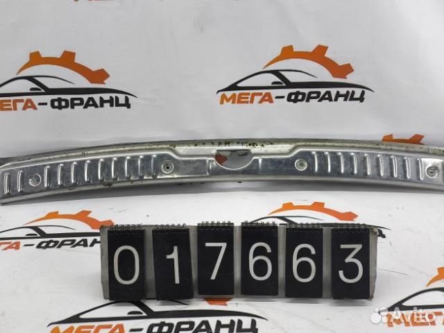 Накладка замка багажника Peugeot 308 легковой