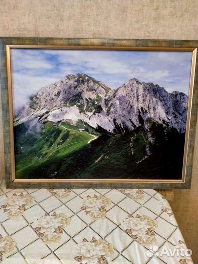 Красивая картина в раме