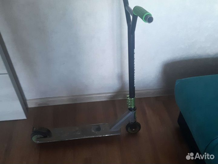 Трюковой самокат