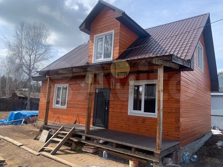 Дом 118 м² на участке 6,1 сот.