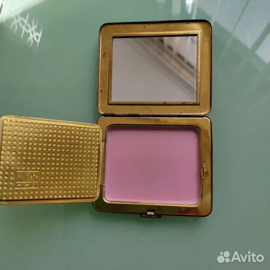 Пудреница ленэмальер,ссср,винтаж,латунь-эмаль