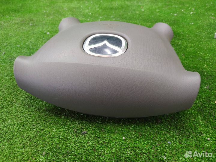 Airbag водительский Mazda Capella GW8W