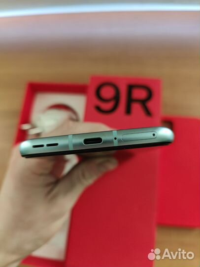 OnePlus 9R, 8/128 ГБ