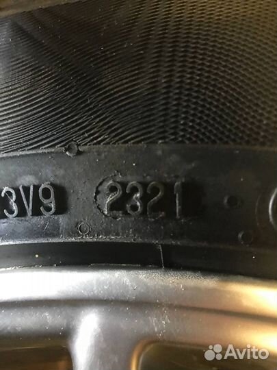 R20 Continental ContiWinterContact TS 830P SUV 275/45, PCD 5x112 DIA 72.6