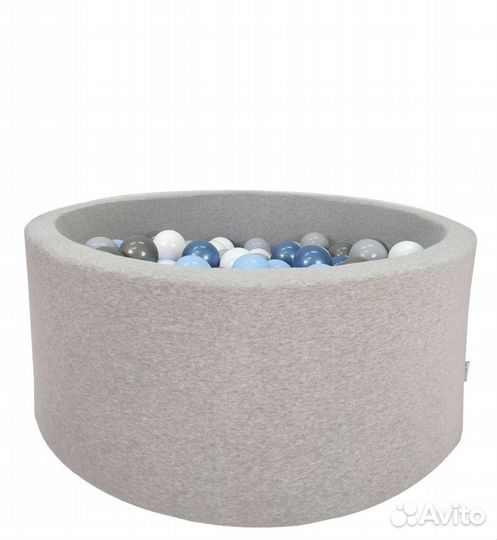 Сухой бассейн с шариками