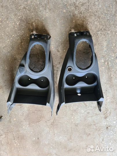 Консоль центральная LADA Largus K4M 2016