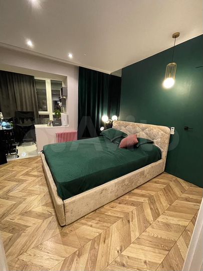 3-к. квартира, 83 м², 8/17 эт.