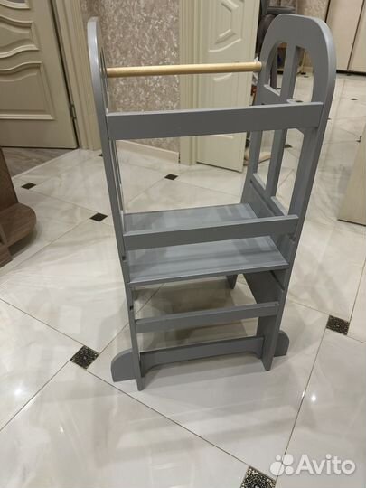 Башня помощника монтессори