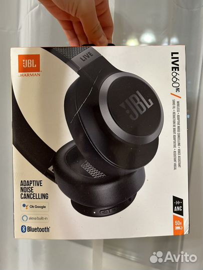 Беспроводные наушники jbl live 660 nc