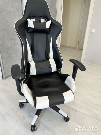 Компьютерное кресло Raven