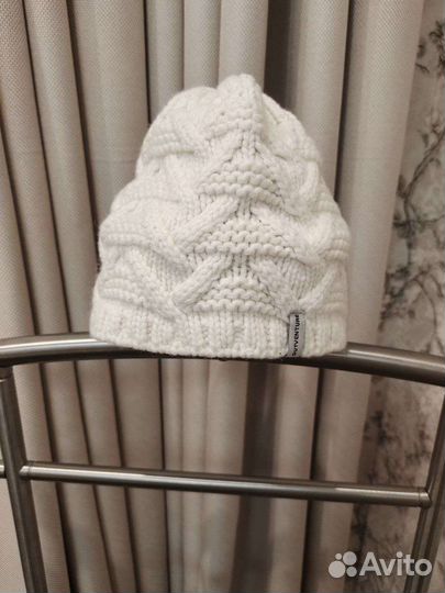 Шапка женская outventure