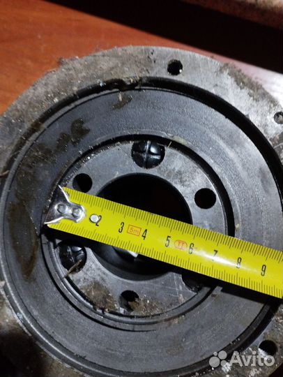 Трёхкулачковый токарный патрон