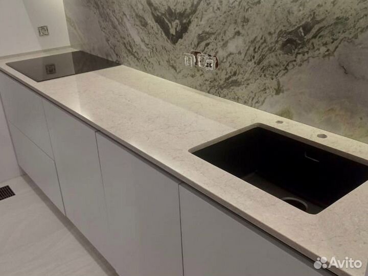 Столешница из кварца