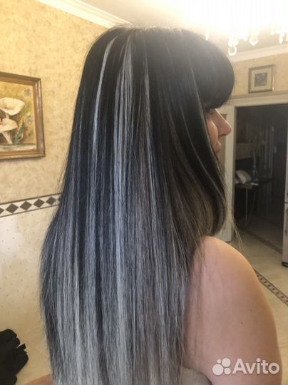 Модель на наращивание волос