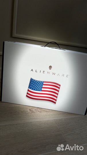 Alienware m18 R2