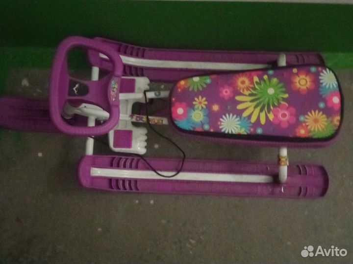 Детский снегокат с ручкой