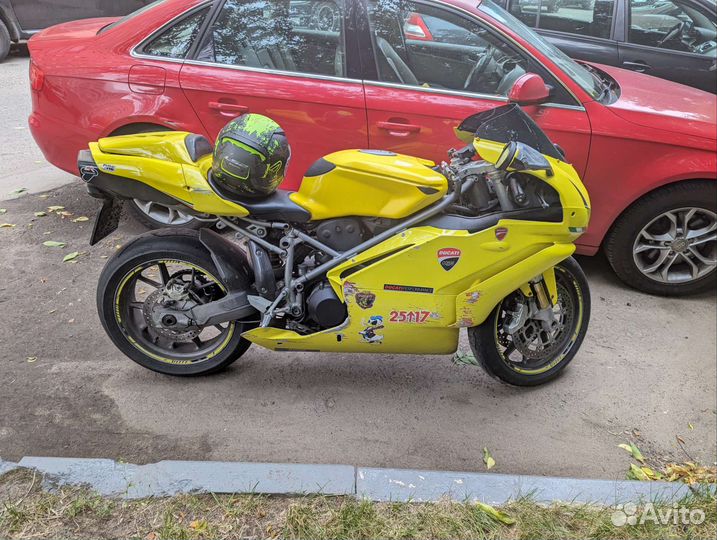 Ducati 749