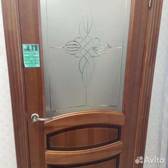 Двери межкомнатные массив