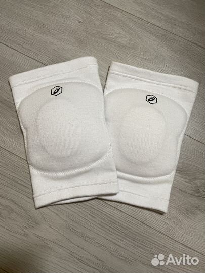 Наколенники для волейбола asics